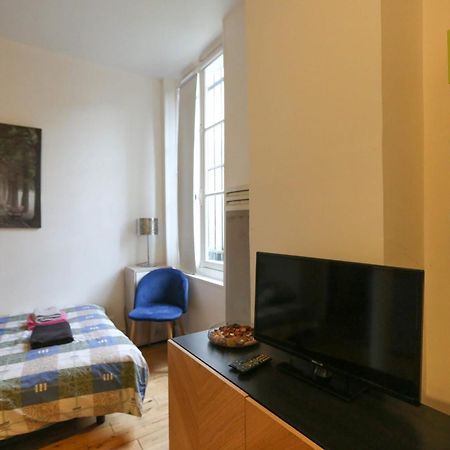 Nice And Comfortable Studio Apartment باريس المظهر الخارجي الصورة