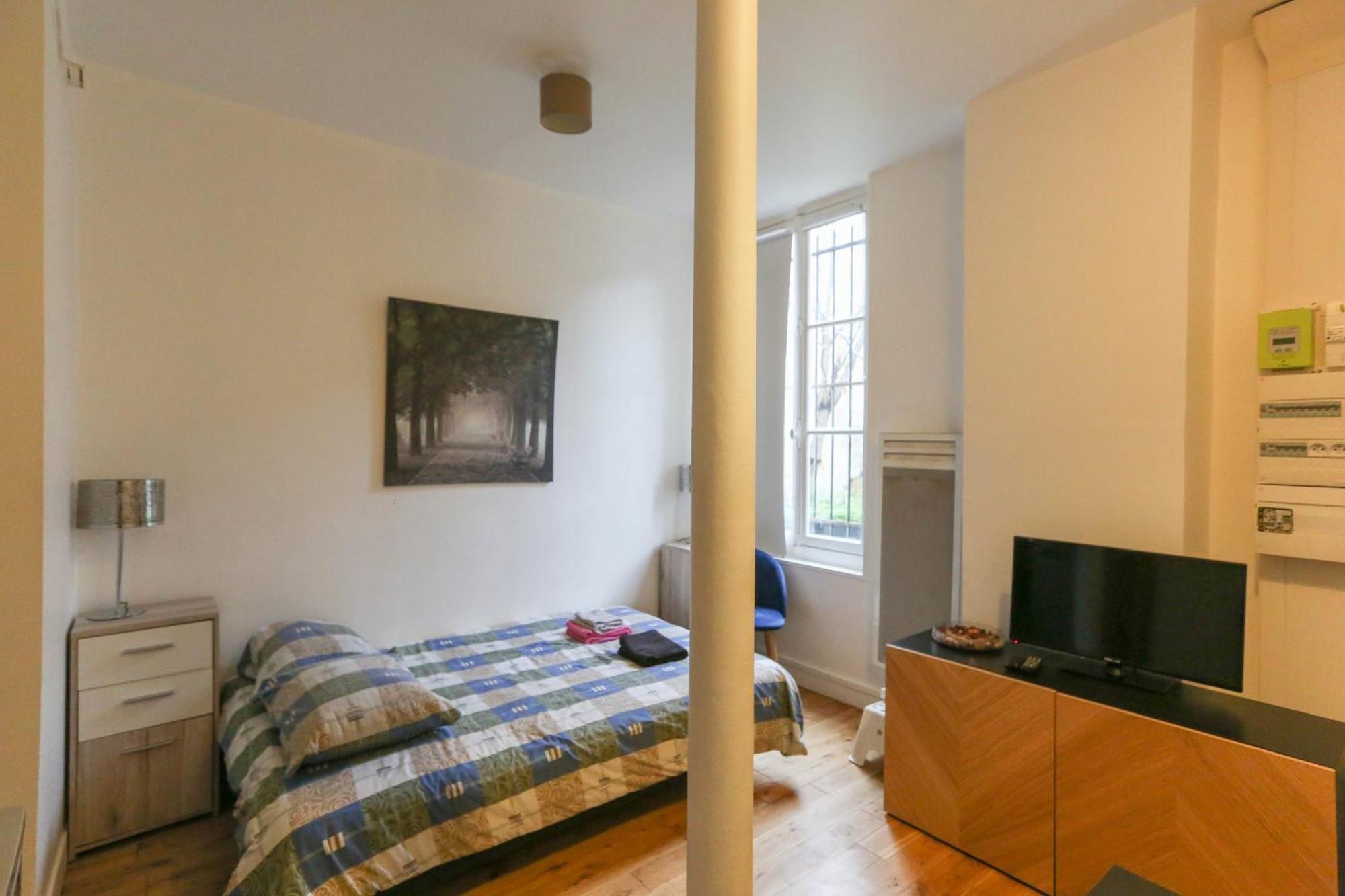Nice And Comfortable Studio Apartment باريس المظهر الخارجي الصورة